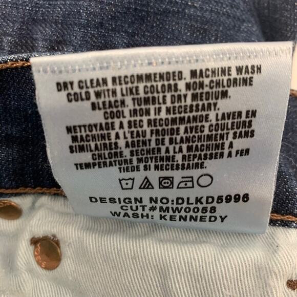 JOE'S JEANS Flare Dark Wash Provocateur Jeans | 26 - Picture 7 of 7